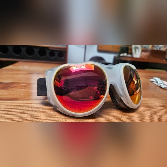 Burningman Robot-Heart Goggles - Picture 4 of 6